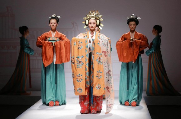 „Chuhetingxiang“ 2016 m. kolekcija