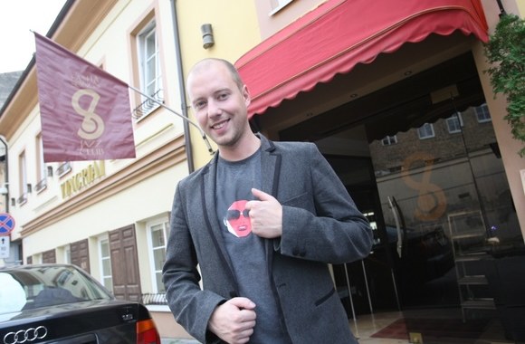 Sasha Song atidarė nuosavą džiazo klubą