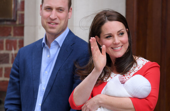 Princas Williamas su žmona Catherine ir sūnumi