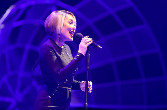 Džordanos Butkutės koncerto „Iki mėnulio ir atgal“ akimirka