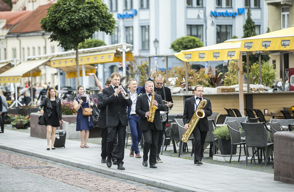 Ados Jonušės ir Martino Ebelingo vestuvių eisena