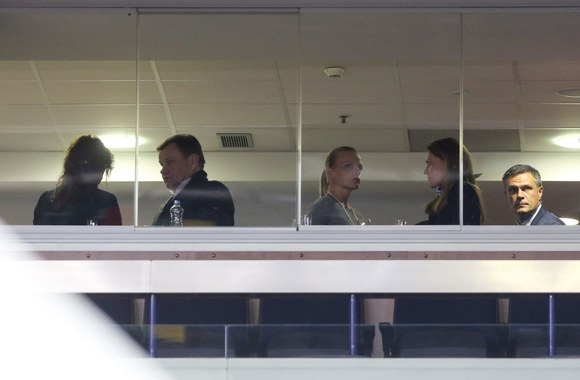 Krepšinio rungtynes stebėjo žinomi žmonės