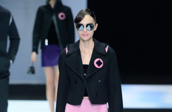 „Emporio Armani“ 2016 m. rudens-žiemos kolekcijos modelis