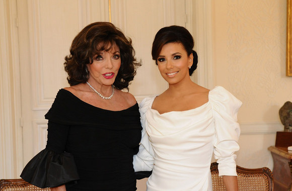 Aktorės Joan Collins (kairėje) ir Eva Longoria