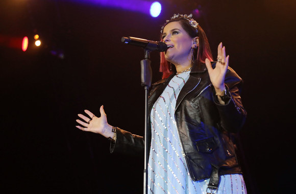 Nelly Furtado koncerto akimirka