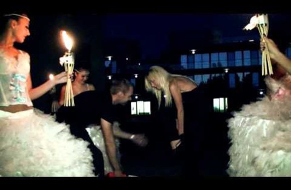 VIDEO kadras: MIA ir NERIJUS sužadėtuvės- staigmena