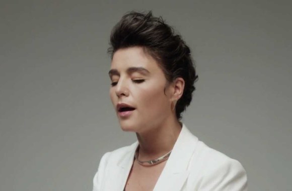VIDEO kadras: Jessie Ware - Wildest Moments