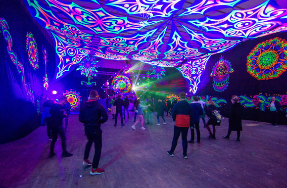 Sekmadienį vyko atsisveikinimas su Profsąjungų rūmais/Irmanto Gelūno/„ŽMONĖS Foto“ nuotr.