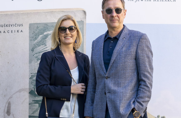 Artūras Zuokas su smuikininke Augusta Jusionyte / Irmanto Gelūno nuotr.