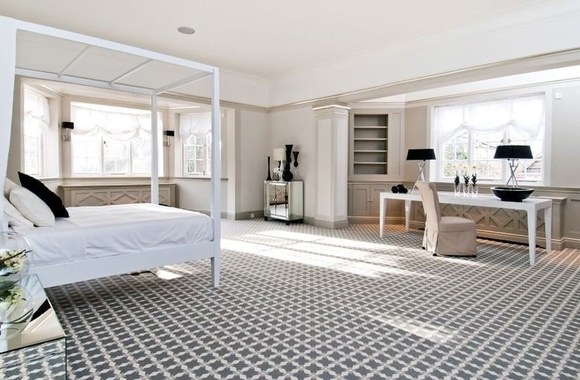 Dvaras Šiaurės Londone, kurį išsinuomojo Justinas Bieberis