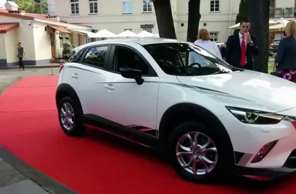 VIDEO kadras: Vilniuje pristatytas visureigis Mazda CX 3