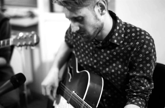 VIDEO kadras: Condor Avenue - Missing Piece