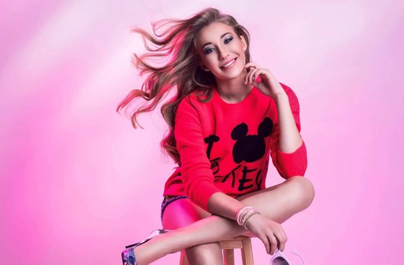 VIDEO kadras: Justina Budaitė - Vasaros akimirka