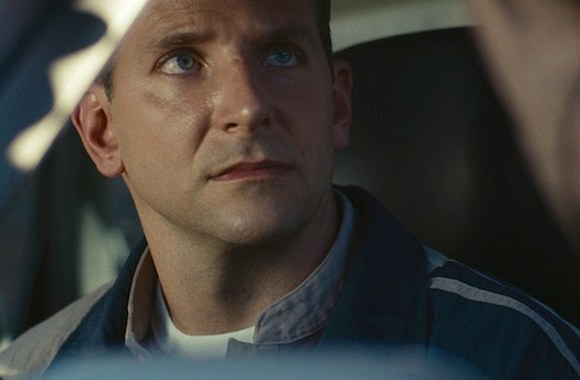 Bradley Cooperis filme „Niujorko šešėlyje“