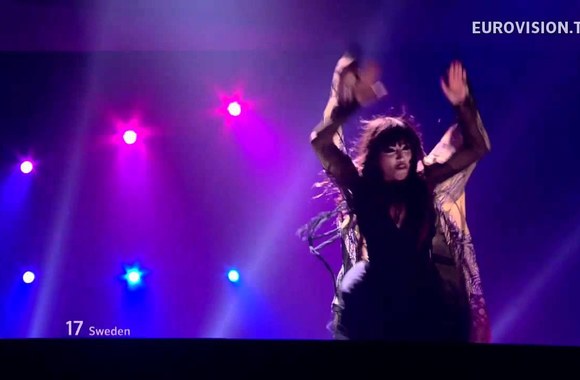 VIDEO kadras: Loreen - Euphoria - Live - Grand Final - 2012 Eurovision Song Contest
