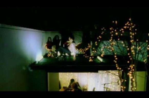 VIDEO kadras: Toploader - Dancing in the Moonlight