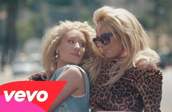 VIDEO kadras: Britney Spears, Iggy Azalea - Pretty Girls