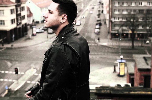 VIDEO kadras: PIKASO - Muzika judesys