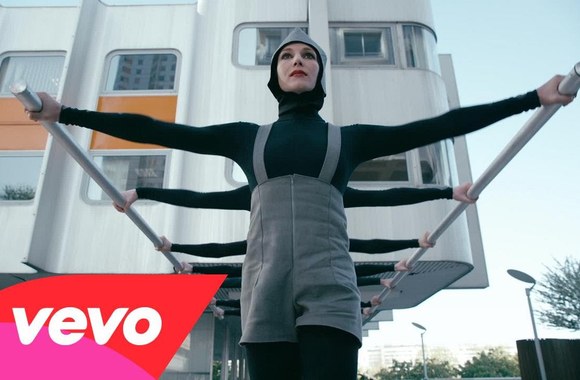 VIDEO kadras: The Chemical Brothers - Go