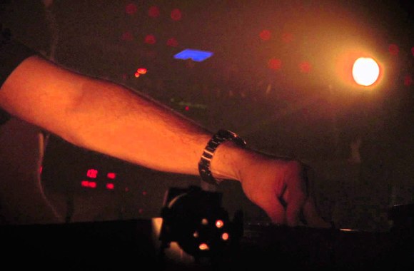 VIDEO kadras: The Chemical Brothers - Don\'t Think (Live from Japan)