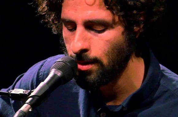 jose-gonzalez-crosses-live-on-kexp