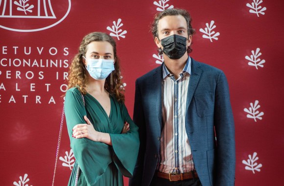 Robertas Kupstas su drauge / Martyno Aleksos nuotr.