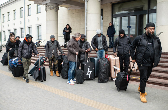 Grupė „Naturally 7“ atvyko į Lietuvą