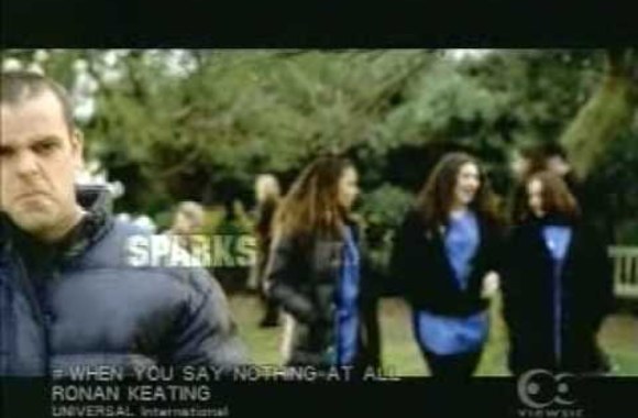 VIDEO kadras: Ronan Keating - When You Say Nothing At All