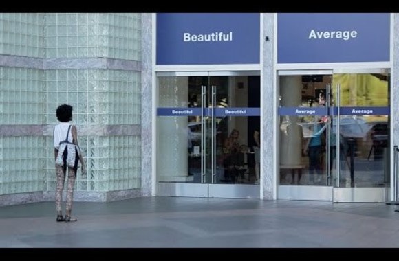 VIDEO kadras: Dove kampanija „Renkuosi grožį‬\"