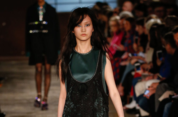 „No. 21“ 2016 m. rudens-žiemos kolekcijos modelis