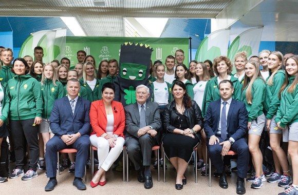 Jaunieji sportininkai išlydėti į Europos jaunimo olimpinį festivalį/Vytauto Dranginio nuotr.