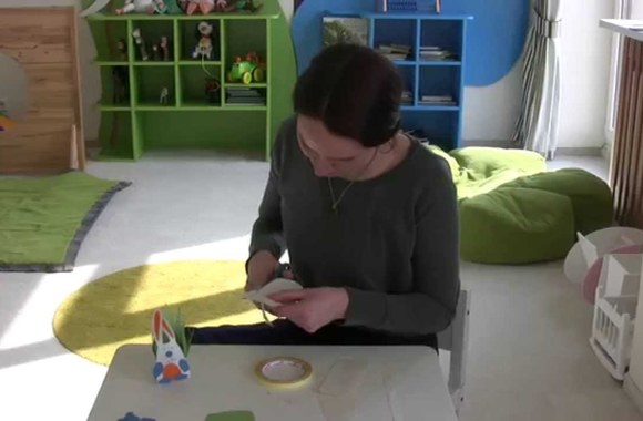 VIDEO kadras: Pavasarinių dekoracijų gamyba