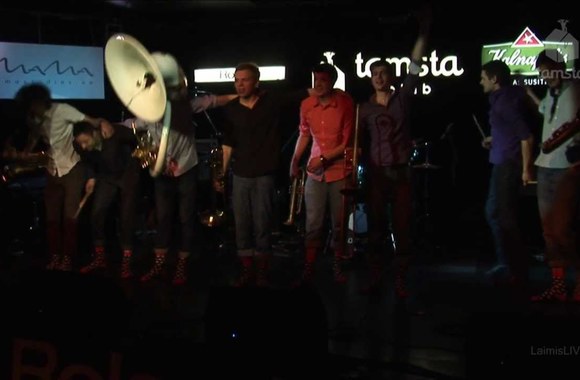 VIDEO kadras: GARAŽAS 2013 finalas 2 vieta \"MOOD SELLERS\"