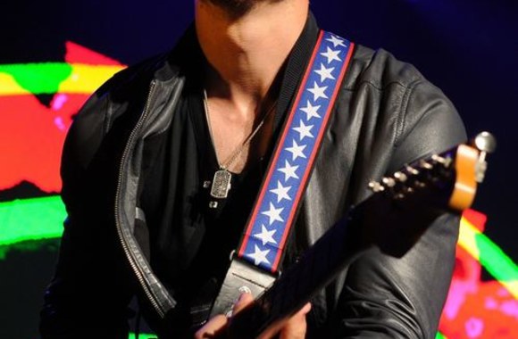 Nickas Jonas švenčia 21-ąjį gimtadienį