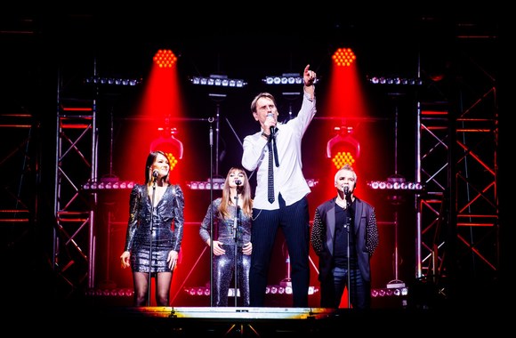 Marijono Mikutavičiaus šou Kaune/R. Šeškaičio nuotr.