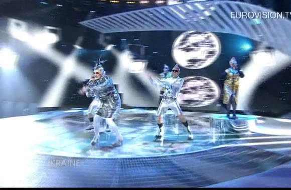 verka-serduchka-dancing-lasha-tumbai-ukraine-2007-eurovision-song-contest