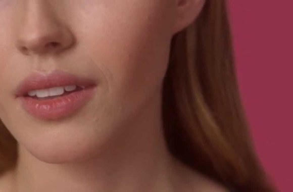 VIDEO kadras: Models are perfect. Or are they?