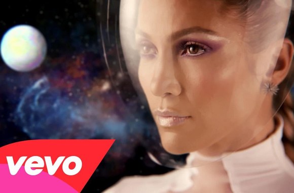 VIDEO kadras: Jennifer Lopez - Feel The Light (From The Original Motion Picture Soundtrack, Home)