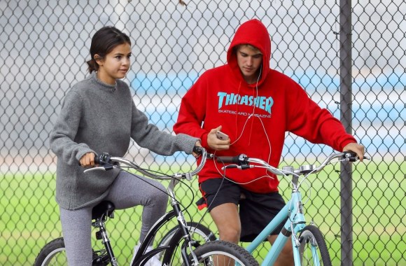 Selena Gomez ir Justinas Bieberis nebeslepia šiltų santykių