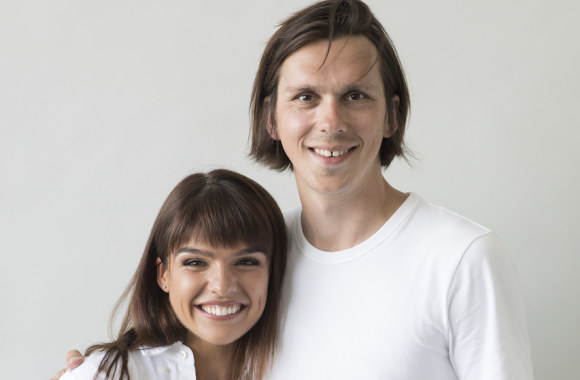 Milda Rasilavičiūtė-Millou ir režsierius Saulius Baradinskas / Pauliaus Butkaus nuotr.