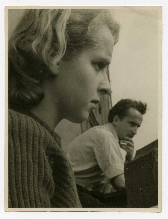 Būsimoji Jono Griciaus žmona Dalia ir Vytautas Žalakevičius, 1958 m. / Lietuvos teatro, muzikos ir kino muziejaus nuotr.
