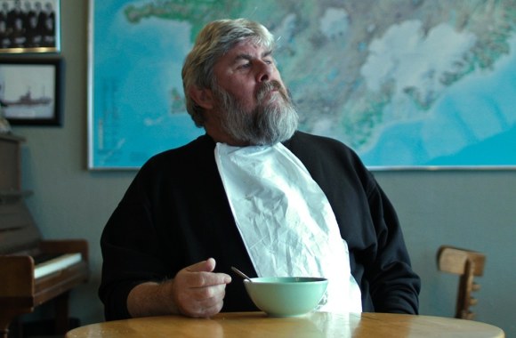 Kadras iš filmo „Omarų sriuba“