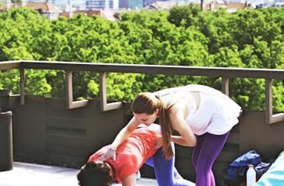 Milanos Jašinskytės jogos pamoka