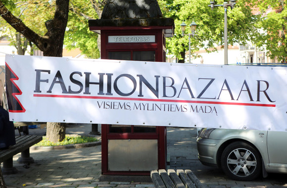 Fashion bazaar mados mugė