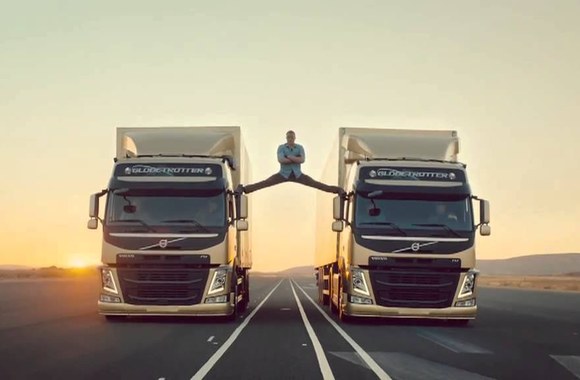 epic-split-the-original-jean-claude-van-damme