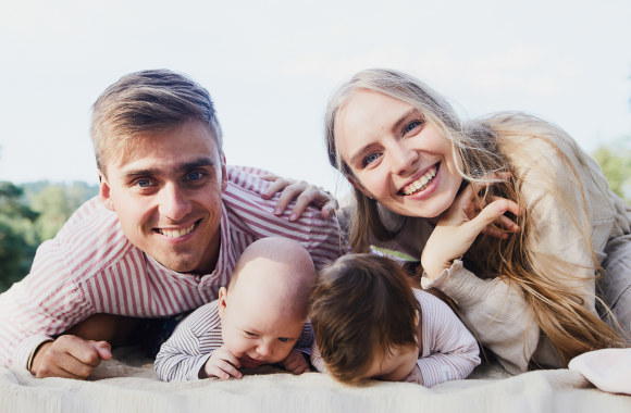 Simonas Dailidė su žmona / Asmeninio albumo nuotrauka