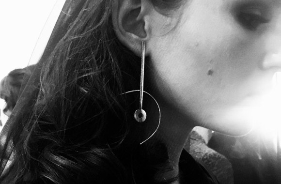 Auskarai iš Airida SkrickxMellow kolaboracijos drąsioms nuotakoms