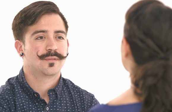 VIDEO kadras: How To Connect With Anyone