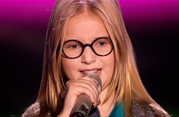 VIDEO kadras: София Яценюк \"Sunny\" - Голос. Дети - Выбор вслепую - Сезон 2