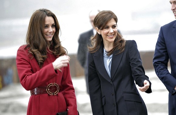 Danijos princesė Mary ir Kembridžo hercogiene Catherine (dešinėje)